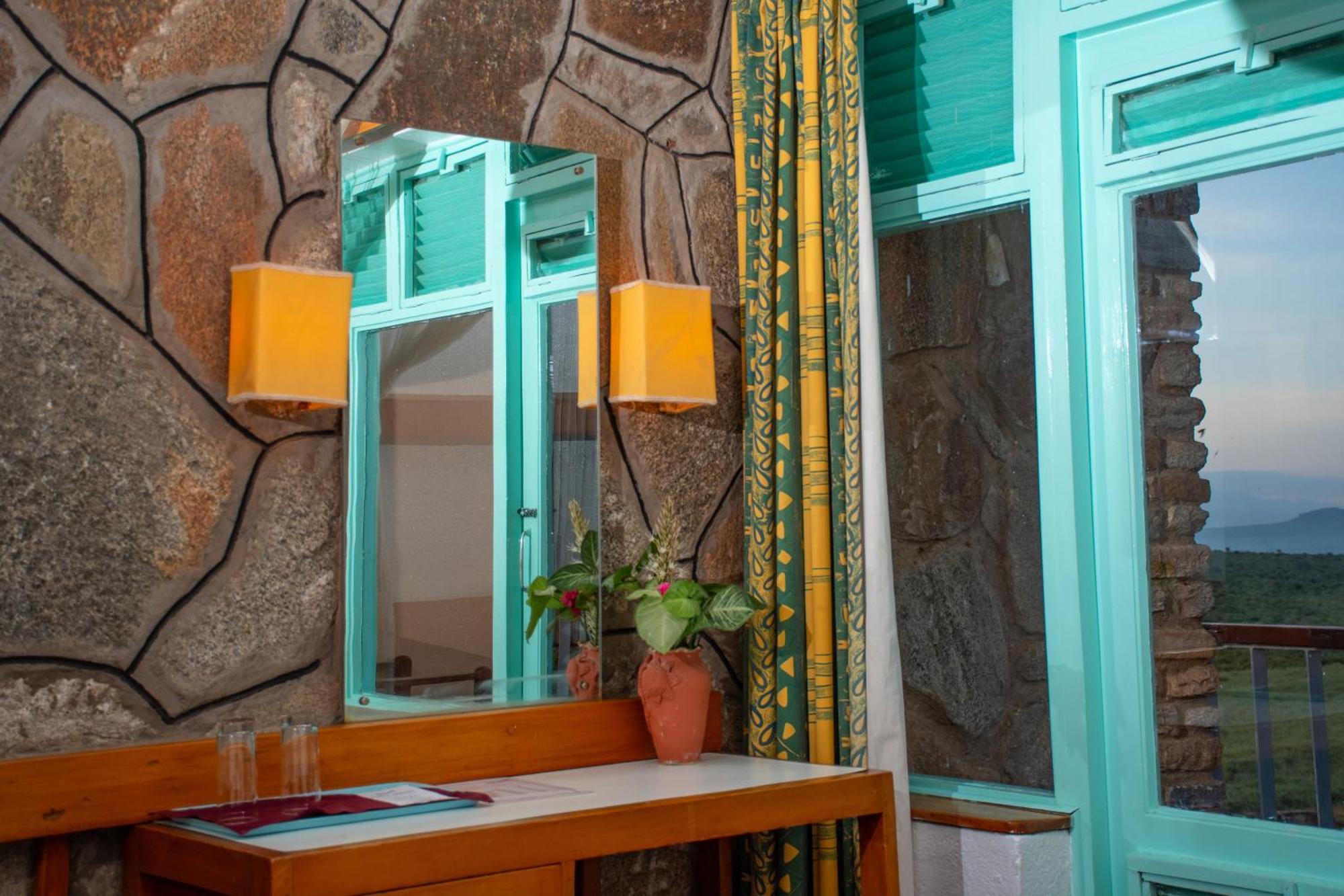 Ngulia Safari Lodge Ithumba Zewnętrze zdjęcie