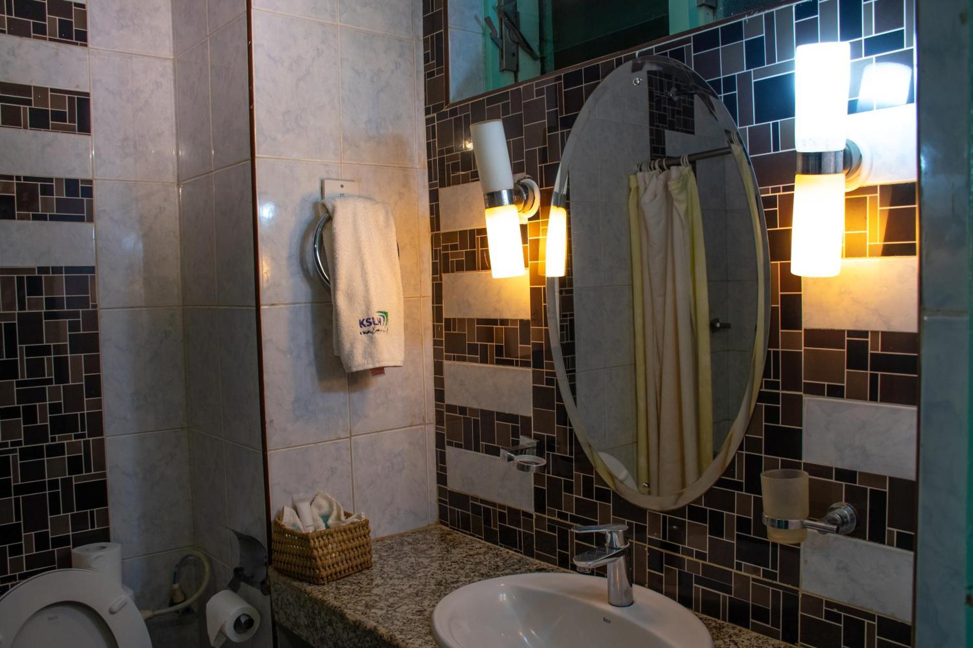 Ngulia Safari Lodge Ithumba Zewnętrze zdjęcie